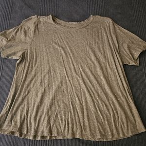 LOFT plus size, grey and silver polka dot tee size 24/26